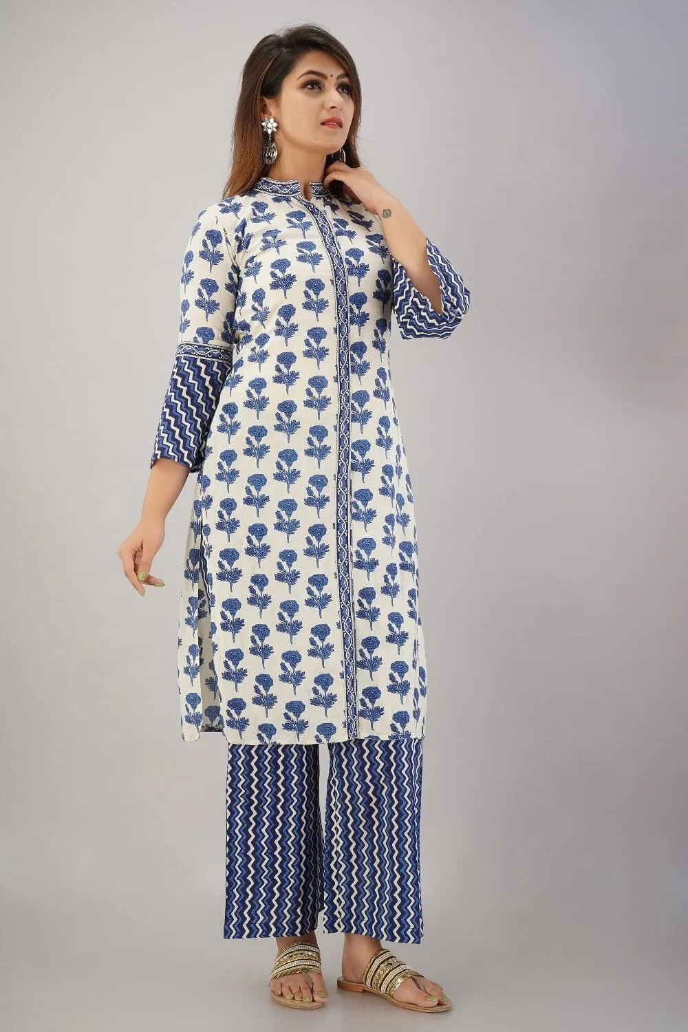 SVARCHI Women's Cotton Cambric Floral Printed Straight Kurta & Palazzo Set (White & Blue)